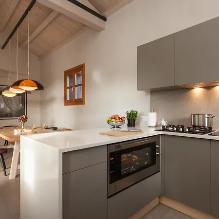 Casa Labobina Near Rovinj For 8 Persons With Private 32 M2 Heated Pool - Pet Friendly 빌라 *