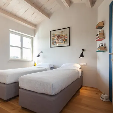 Casa Labobina Near Rovinj For 8 Persons With Private 32 M2 Heated Pool - Pet Friendly *