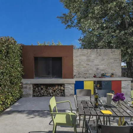 Casa Labobina Near Rovinj For 8 Persons With Private 32 M2 Heated Pool - Pet Friendly Willa *